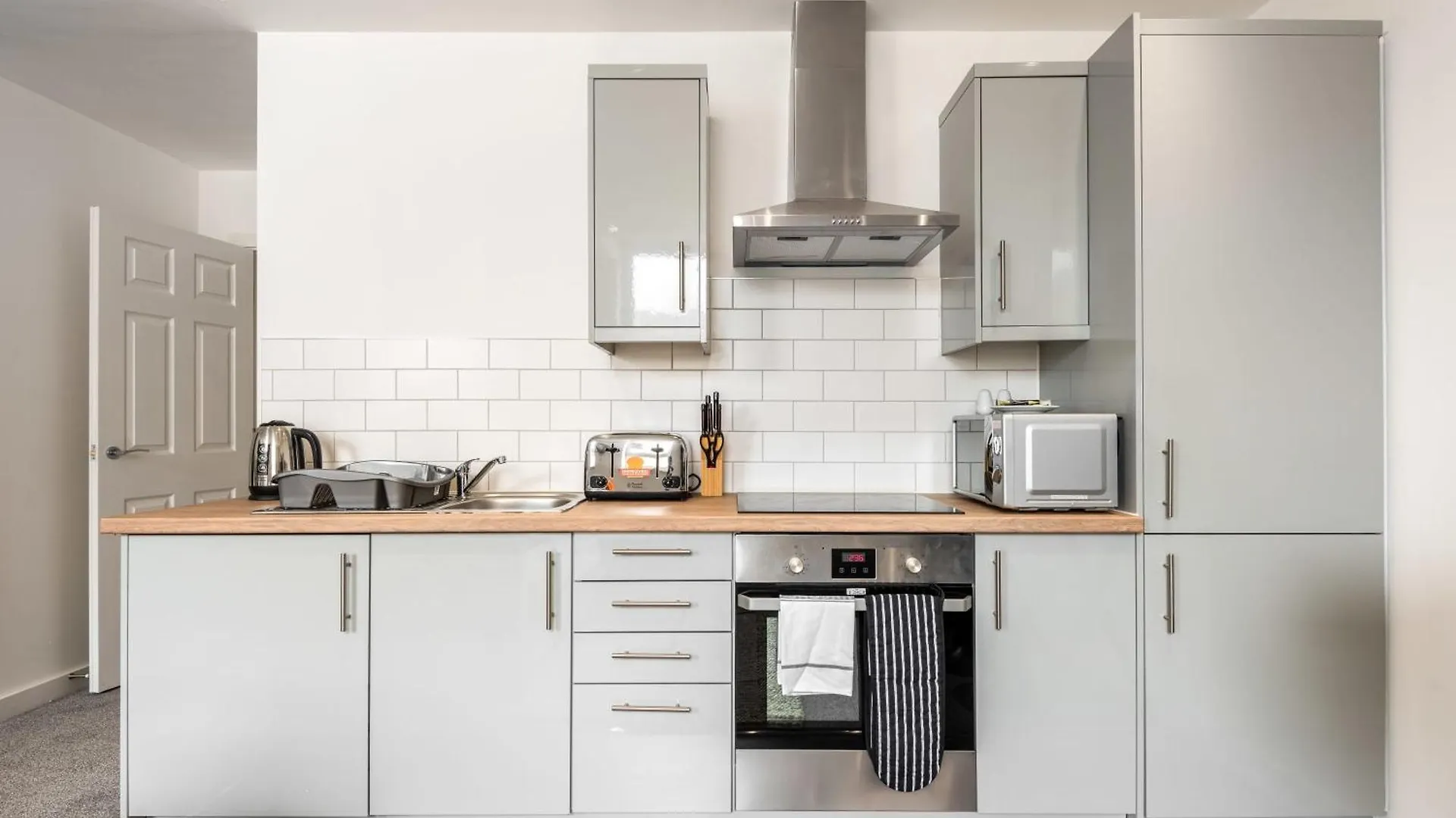Contemporary 1 Bed Central Rotherham Studio 0*,  المملكة المتحدة