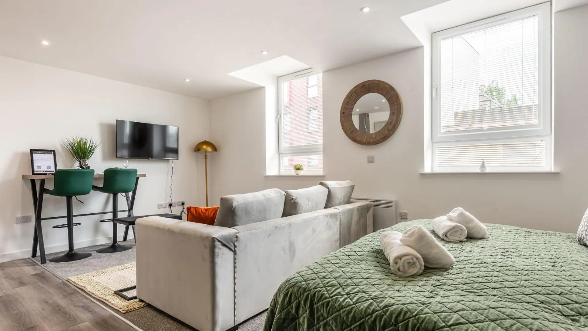 Contemporary 1 Bed Central Rotherham Studio المملكة المتحدة